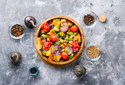 Baked vegetable salad