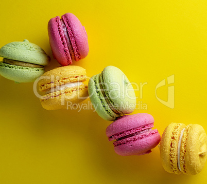 multicolored round cakes macarons