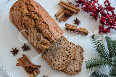 Weihnachtliches Bananenbrot