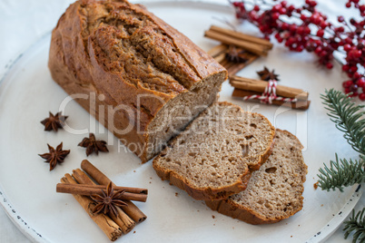 Weihnachtliches Bananenbrot