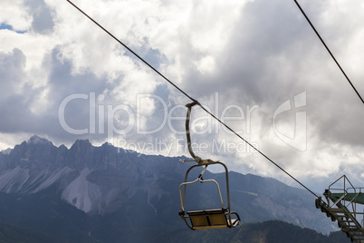 Sessellift im Gebirge, chair lift in the mountain