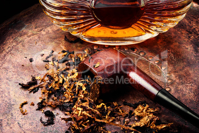 Tobacco pipe and alcohol