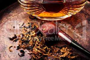 Tobacco pipe and alcohol