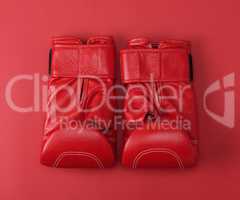 new red sport leather boxing gloves