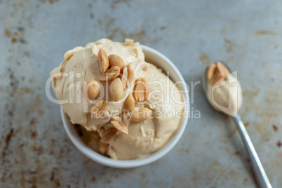 Erdnussbutter Eiscreme