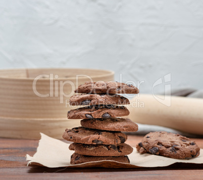 stack of round chocolate chip cookies