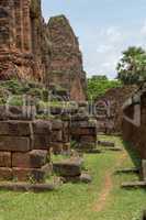 Ruined stone facade of Pre Rup temple