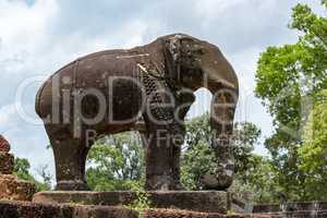 Stone elephant at corner of East Mebon