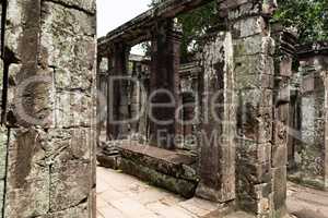 Stone walls and columns of Banteay Kdei