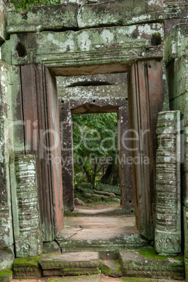 Twisted stone doorways in Banteay Kdei temple