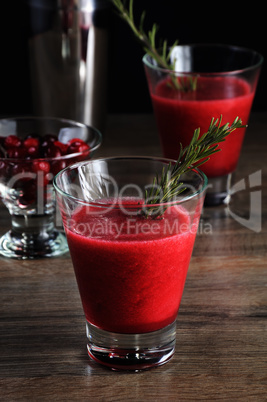 Freshly   cranberry juice
