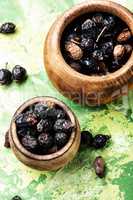 Dry berry rose hips