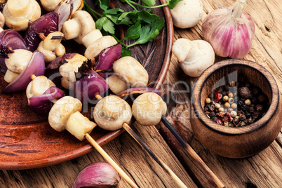 Vegetable kebab with mushrooms