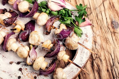 Vegetable kebab with mushrooms