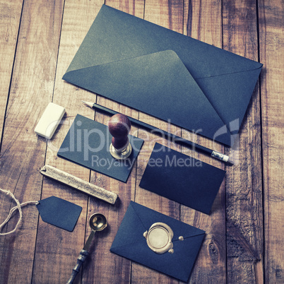 Black stationery template