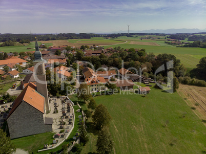 Dorf in Oberbayern - Luftaufnahme