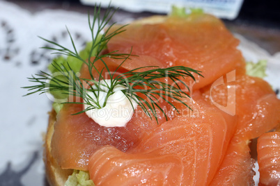 Schnittchen mit Lachs