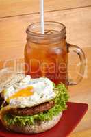 burger and iced tea