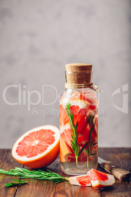 Water Infused with Grapefruit and Rosemary.