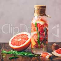 Detox Water with Grapefruit and Rosemary.