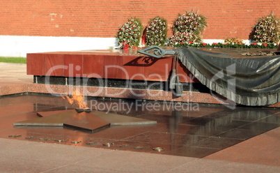 russian Kremlin eternal flame post