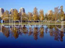 park in gold fall