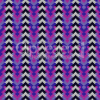 Knitted seamless ornate pattern