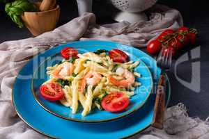 strozzapreti pasta with spinach and shrimp