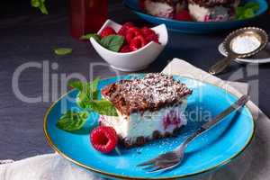 cheesecake with raspberries mascarpone and chocolate