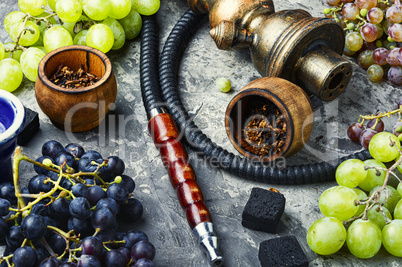 Hookah with grapes taste