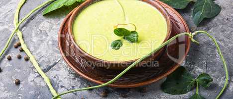 Fresh vigna soup in bowl