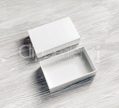 Blank paper box