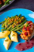 Chicken roulades with polish dumplings (kopytka) and green beans