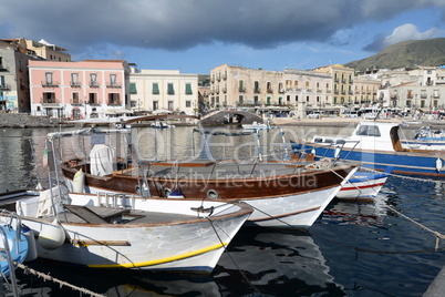 Hafen von LIpari, Italien