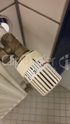 Close up picture of a heat regulator