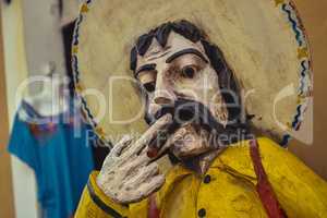 Statue man smooking