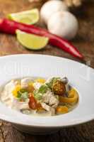 thai tom kha gai Suppe mit Zitrone