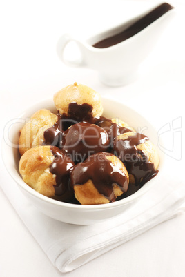 Profiteroles