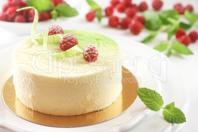 Raspberry Gateau