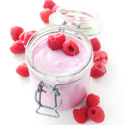 Raspberry Yogurt