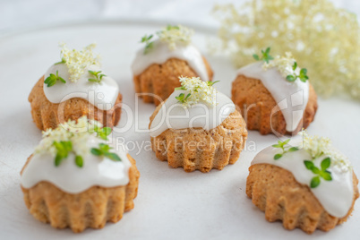 holunderblüten zitronen muffins