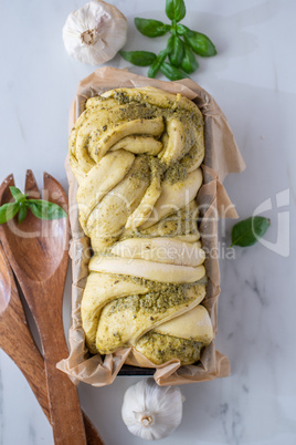 Pesto Hefe Brot