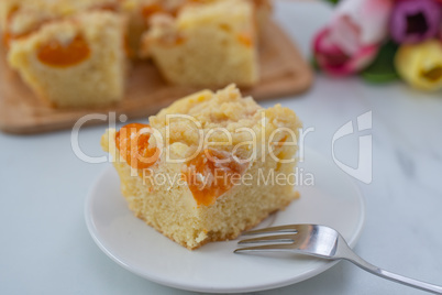 marillen streusel kuchen