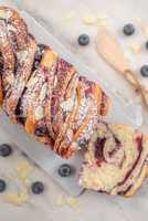 Heidelbeer Brioche