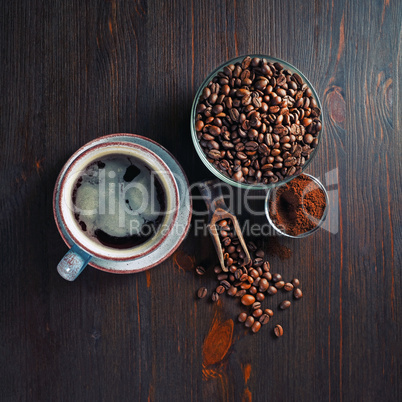 Coffee cup, roasted coffee beans