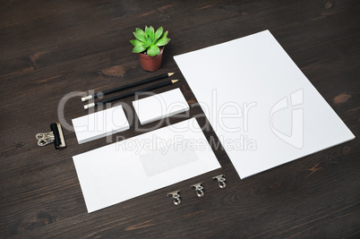 Corporate stationery set