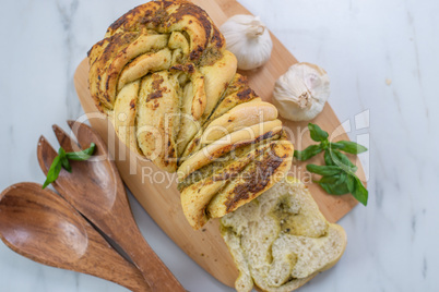 Pesto Hefe Brot