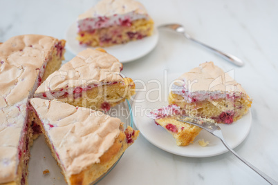 Himbeer Baiser Kuchen