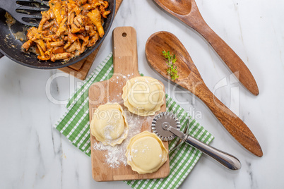 Pasta mit Pfifferlingen, Eierschwammerl