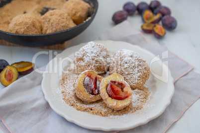 Zwetschgenknödel